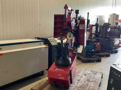 Butler 1050 Reifendemontage- und Montagegerät