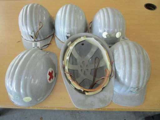 Safety helmets, used (U5) (60x)