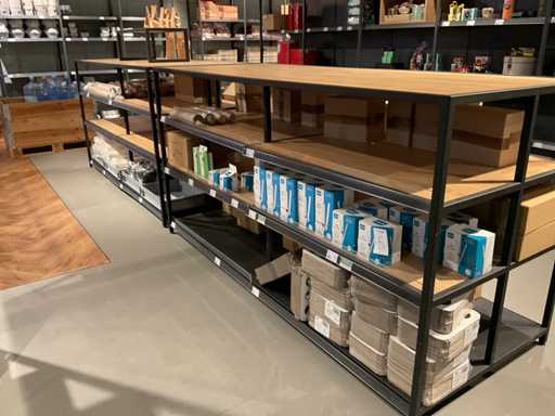 Lot de articole de unic? folosin??