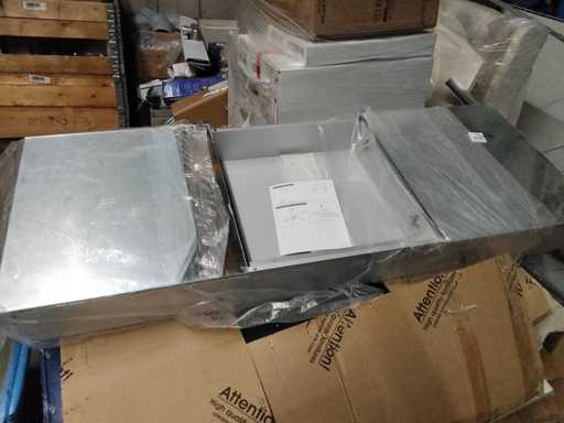 Bruynzeel - Dulap cu oglind?.