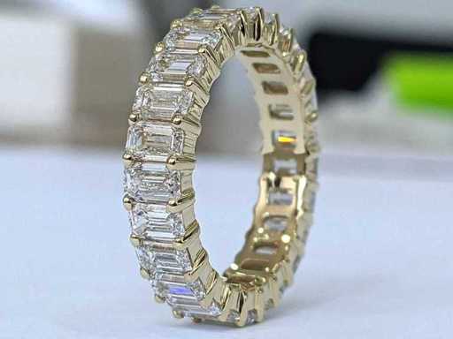 Bague en or jaune 18 carats avec 4,50 ct. Diamant