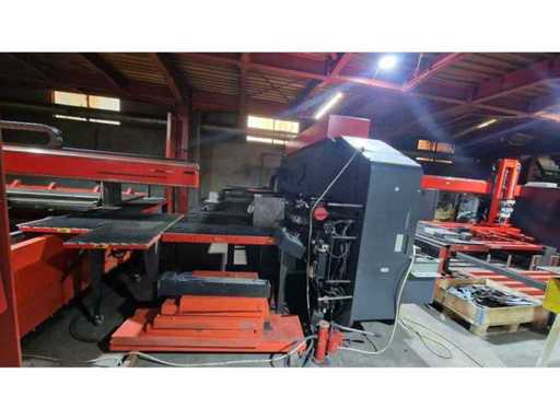 AMADA - VIPROS 358 King - Machine à poing - 1997