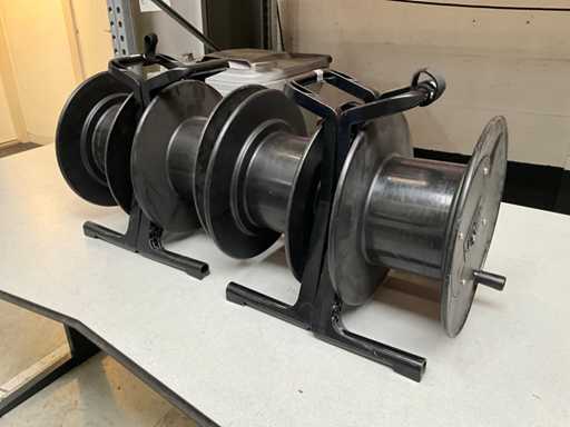 Schill - Enrouleurs et cordons de rallonge (4x)