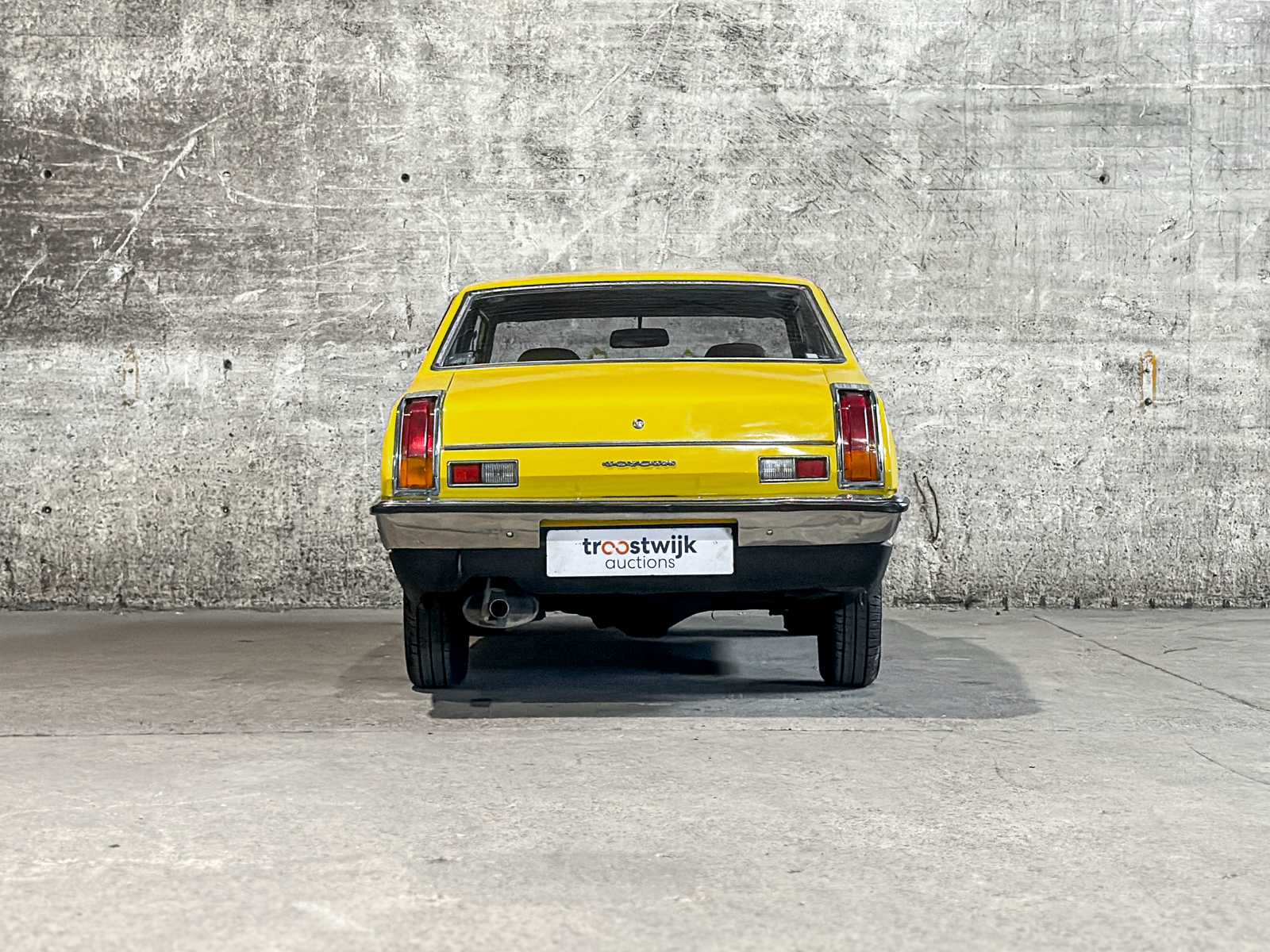 Toyota Carina 1600 de Luxe automatic 75pk