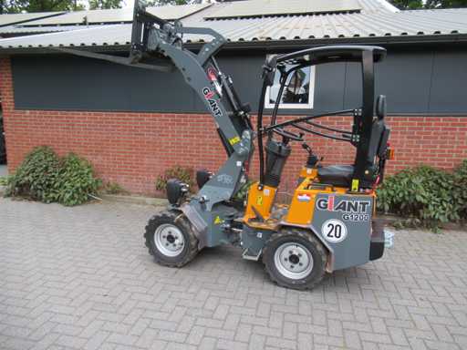 2023 Giant G-1200 Mini Shovel "Demo-Modell"