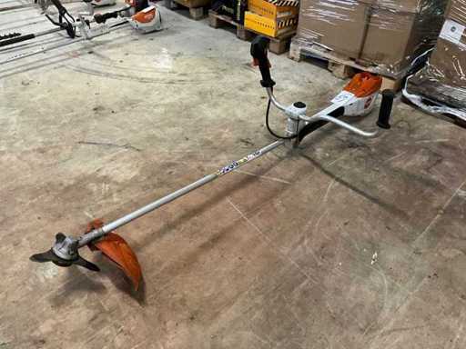 Stihl FSA200 Bürstenschneider