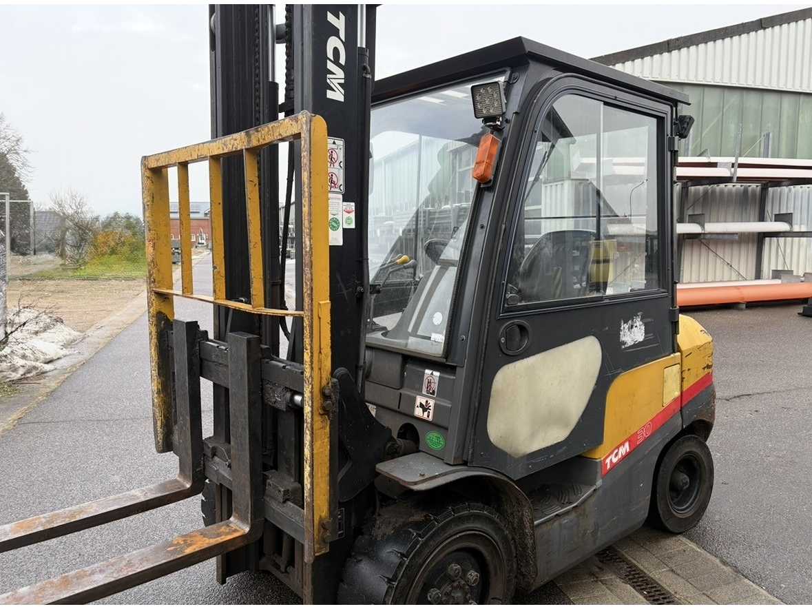 2009 TCM FD30T3 – Forklift