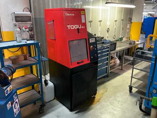 2014 AMADA TOGU EU máquina de moler