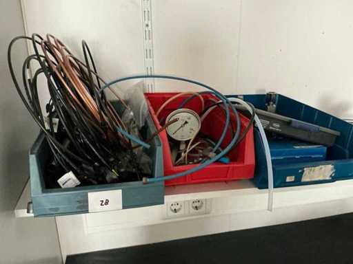 Vari accessori di calibrazione