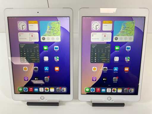 Apple iPad 8th Gen - WiFi + Cellular - 128 GB - Silver (2x)