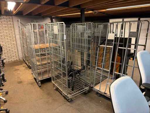Lot of various Warehouse bins (15x)
