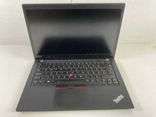 Lenovo ThinkPad T495 14", AMD Ryzen 7 PRO 3700U, 24 GB di RAM, 256 GB NVMe, AMD Radeon Vega Series 2 GB