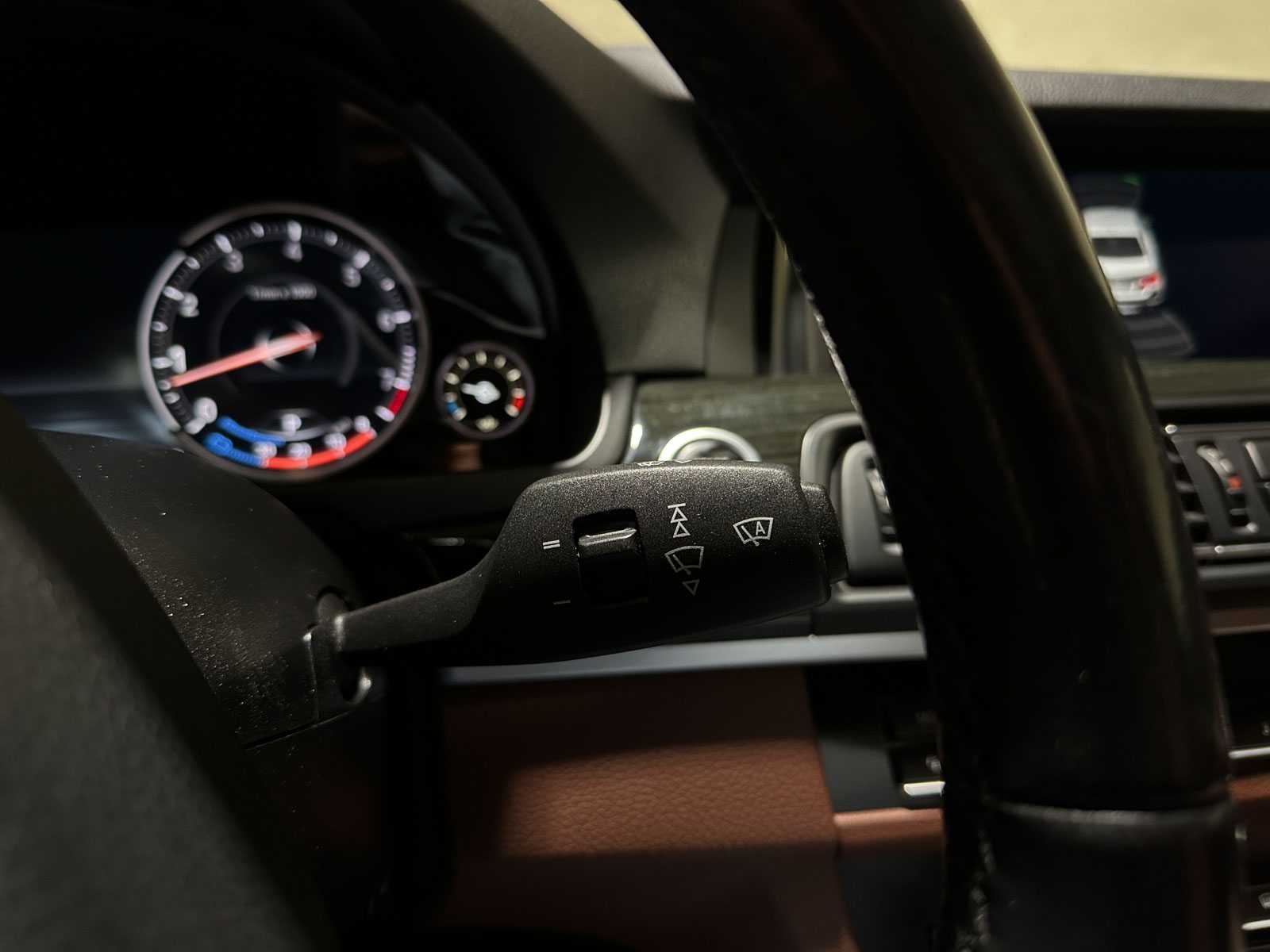 BMW 520i Luxury Edition 184pk 2016 (Origineel-NL) 5-serie F10, KK-611-L