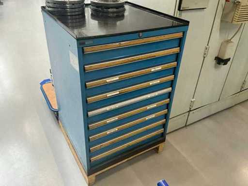 LISTA - Werkstattschrank mit Inhalt