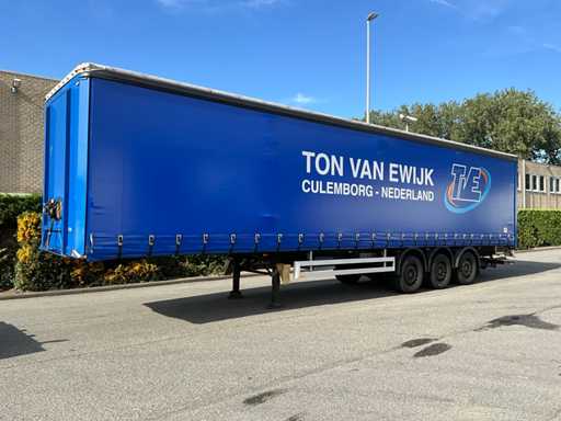 Pacton Semi-trailer, curtainsider trailer