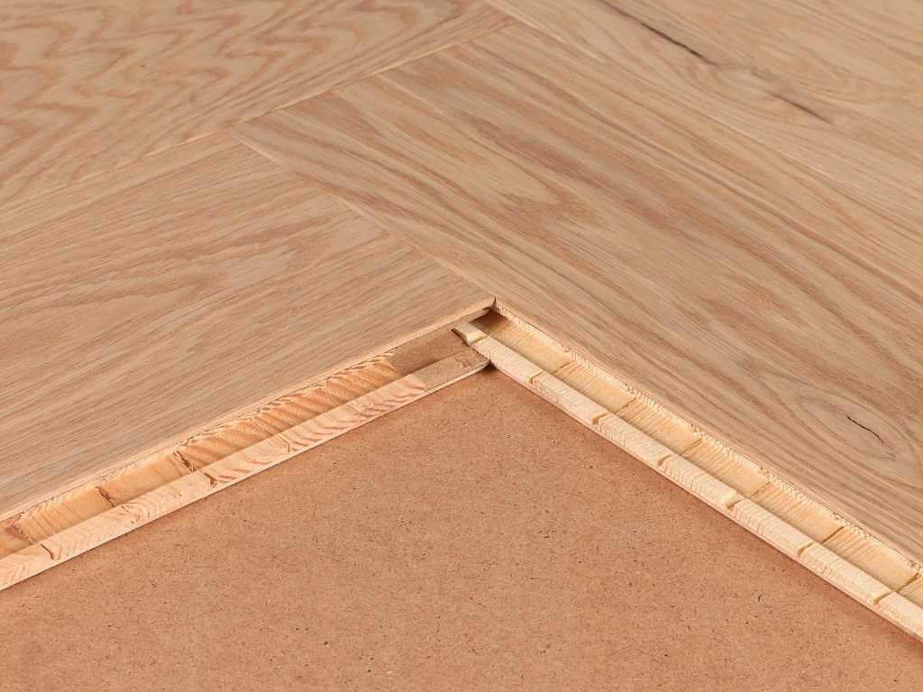 44 m2 Parchet din herringbone de stejar multiplank - 725 x 130 x 14 mm