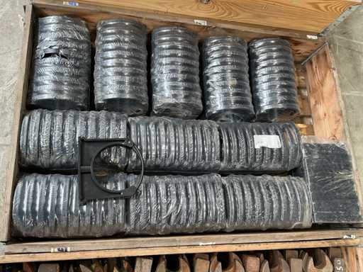 Lot of mounting brackets 140mm