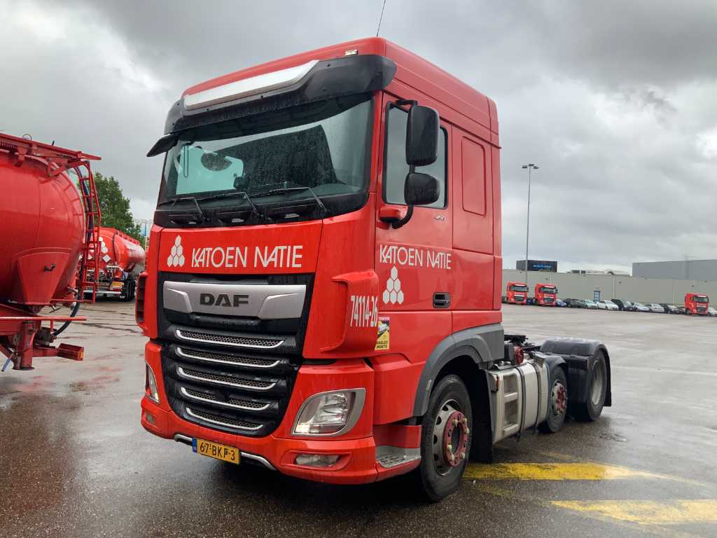 2017 DAF XF450FT Trattore (74114-26)