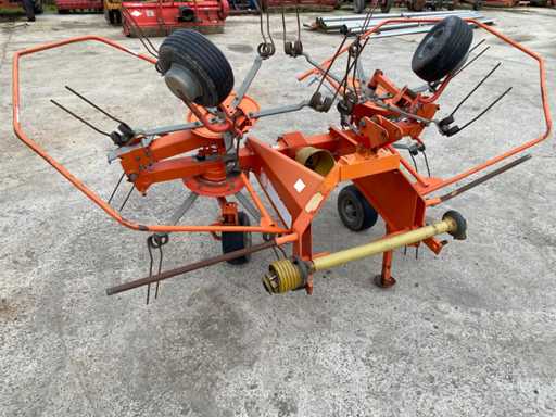 FELLA TH 400 DS Spandivoltafieno agricolo con 4 fresatrici, larghezza di lavoro 4 m
