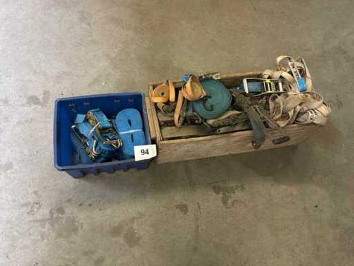 Batch of tension straps and ratchet clamps