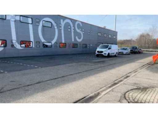 d0fc52a4-ac6e-48d5-8bc5-ea50cc846c2a.mp4