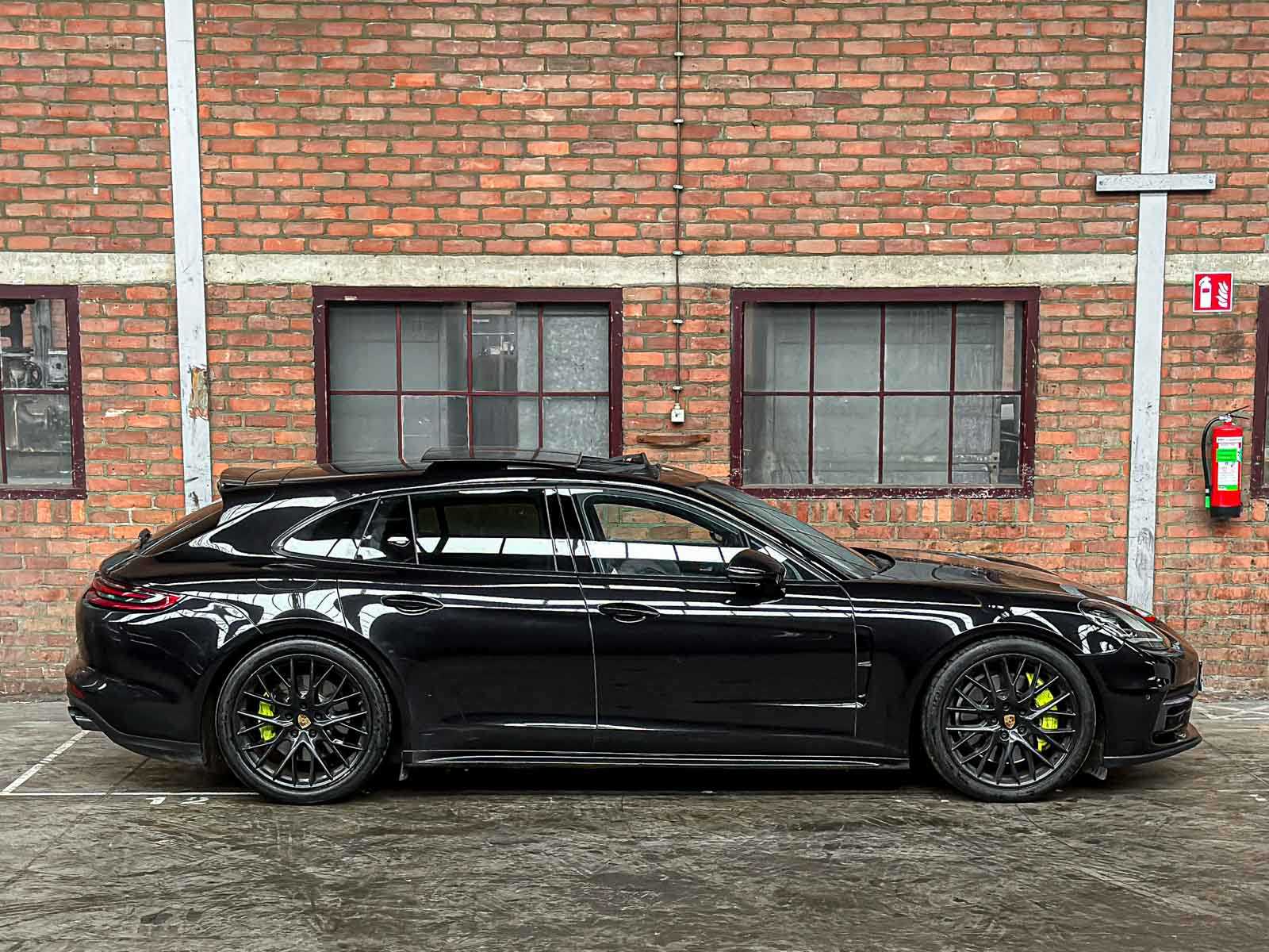 Porsche Panamera Sport Turismo 4 E-Hybrid Executive 2.9 V6 462pk 2018 Sport-Chrono, G-856-XL