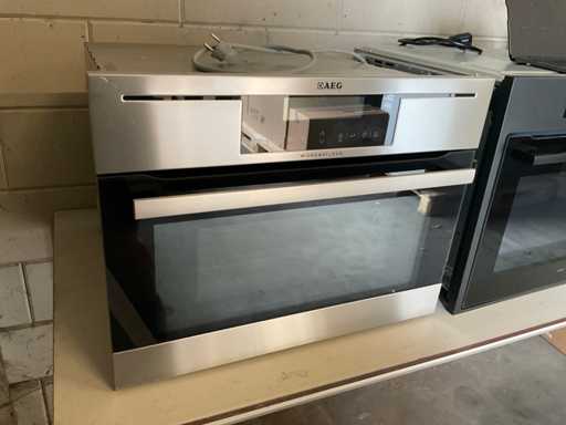 AEG KR8403021 Microonde integrato con griglia