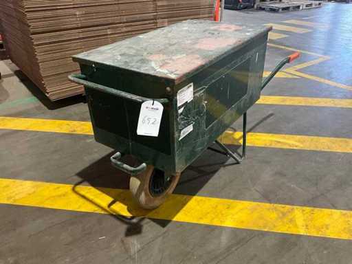 Brouette à outils du fort Altrad / chariot à outils