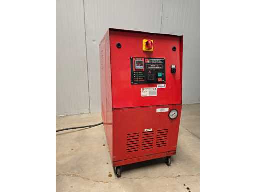 FRIGOMECCANICA INDUSTRIALE S.P.A VR 4 Water / oil thermoregulator unit