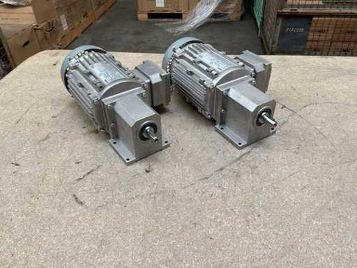 Lenze G500-H45 Geared Motor (2x)