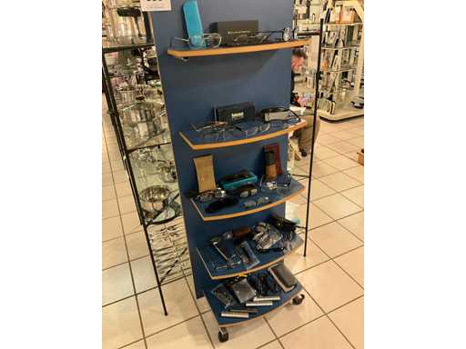 Diverse brillen, zonnebrillen, monturen, plooibrillen en leesbrillen...