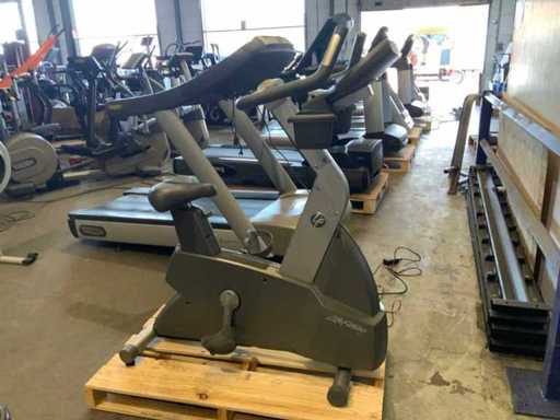 Life Fitness 95CI silverline Uprightbike Home Trainer