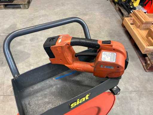 Dispozitiv de prindere a bateriei Siat GTone