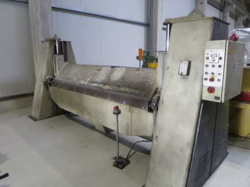 DR. HOCHSTRATE 3000/6 Machine à plier pivotante