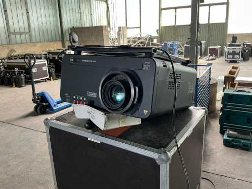 Proiettore Panasonic PT-DW 10000E FULL-HD 10000