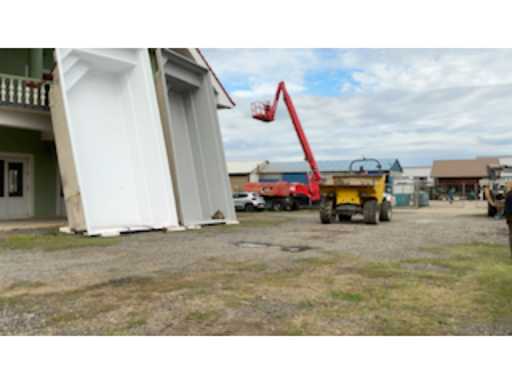 4dfa0981-fa16-4851-abc7-ff56abf52c81.mp4