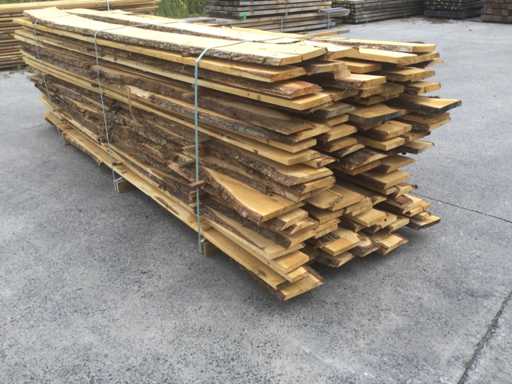 Toiture en chêne ou planches verticales