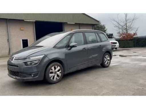 117ed299-b768-42a1-9544-25349daf3289.mp4