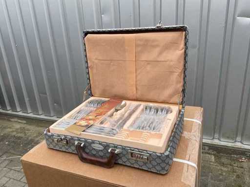 Sztućce z Cesarskiej Kolekcji na wypadek