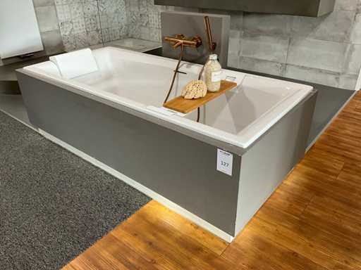 Kąpiel LED Riho Still Square