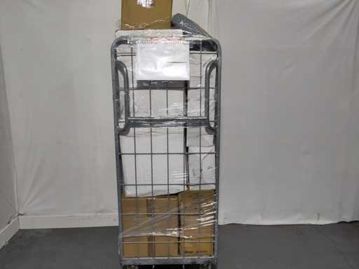 Rolcontainer met diverse producten