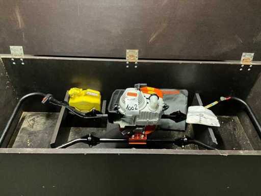 Stihl BT360 Earth Drill