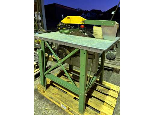 ELEKTRA BECKUM BKH 450 Table Saw
