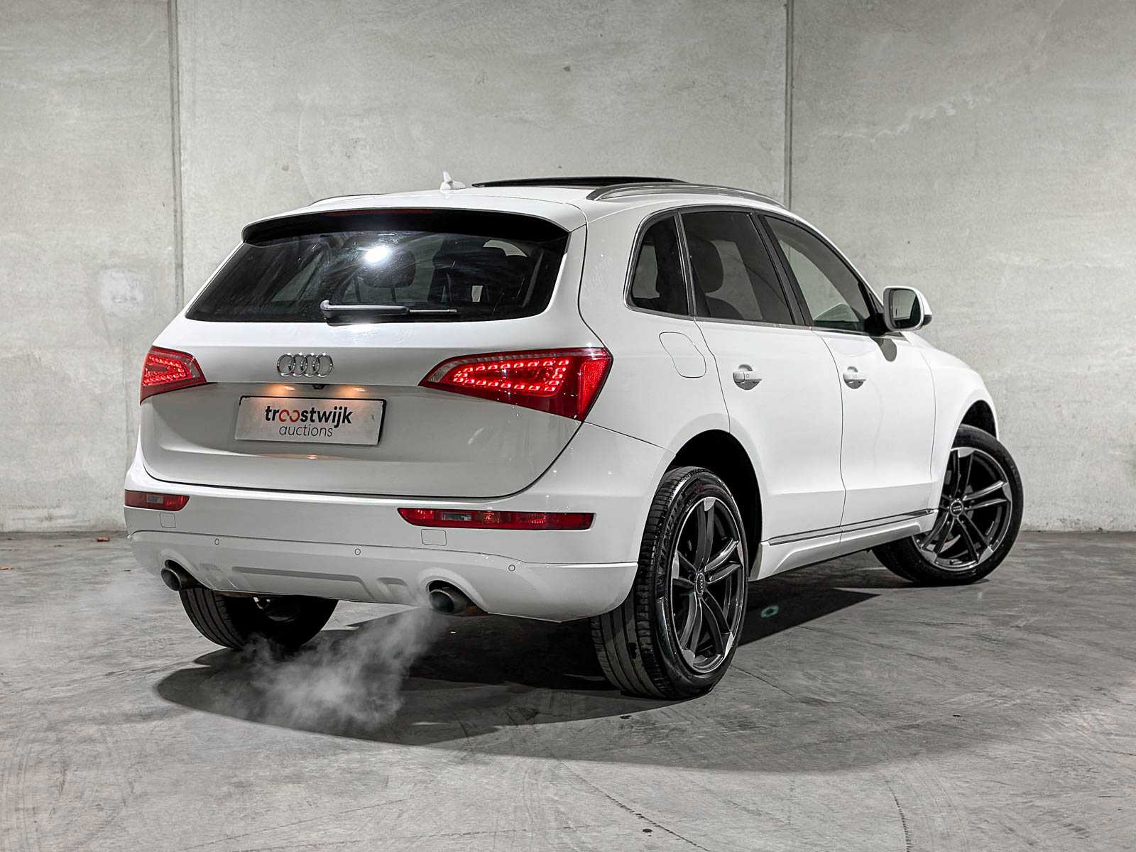 Audi Q5 3.2 FSI V6 Quattro Pro Line 269pk 2010, J-936-ZV