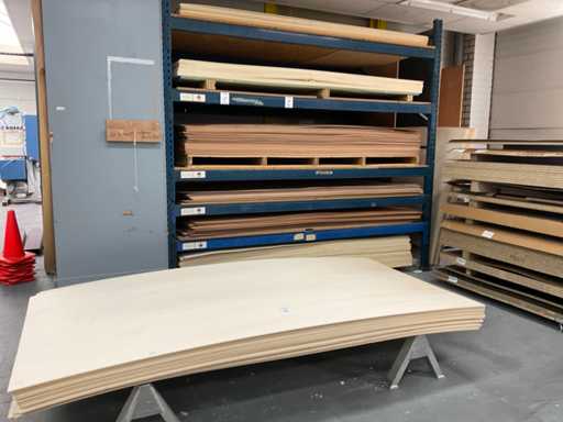 Stock de material laminado