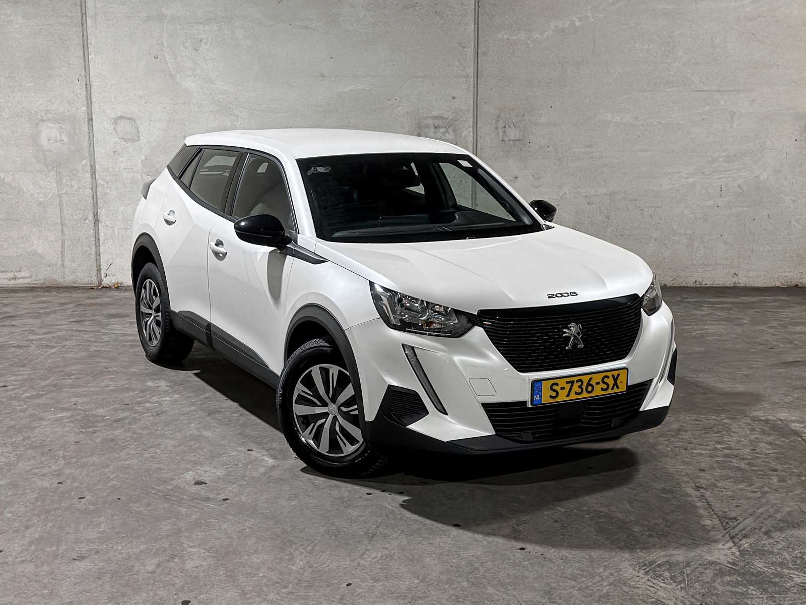 Peugeot 2008 1.2 PT Active Pack 102pk 2023 (Origineel-NL + 1e eigenaar), S-736-SX