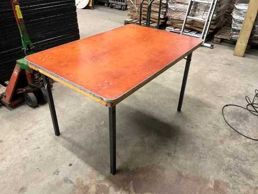 Folding table (9x)