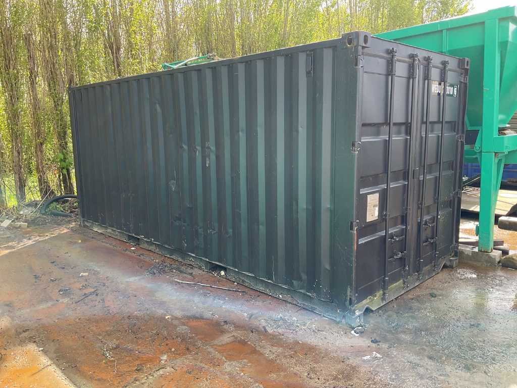 2007 Shipping container
