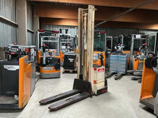 Linde - XG12 - Stacker - 1987