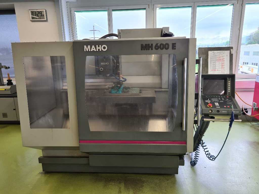 Mașină de frezat CNC MAHO MH600E
